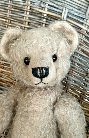 Kaypok, Robin Rive Bear, 28cm OOAK collectible in sparse taupe mohair
