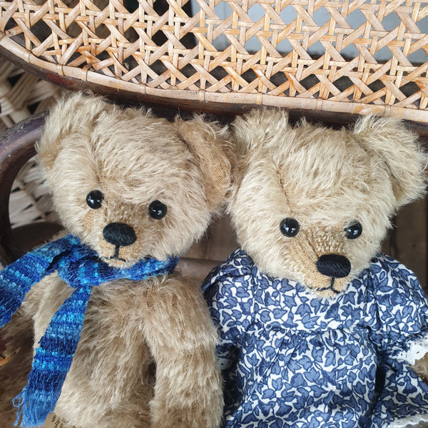 Janine, Robin Rive bear, 25cm OOAK short beige mohair collectible teddy, floral dress LE 30/30