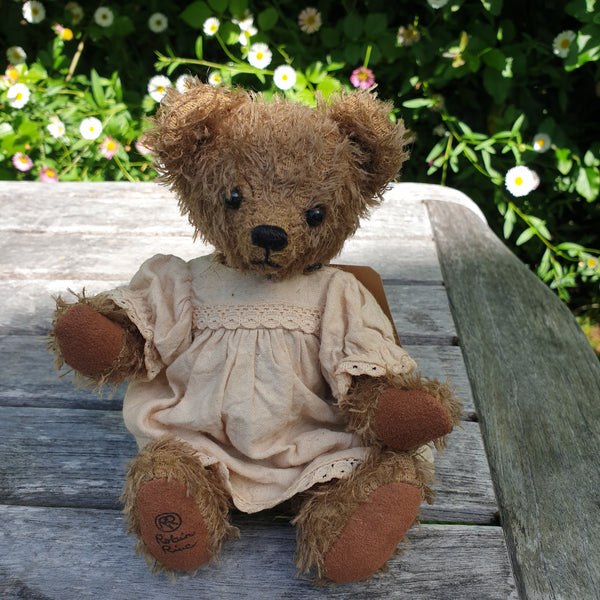 Sweet Sue, 18cm small OOAK Robin Rive khaki bear, calico dress