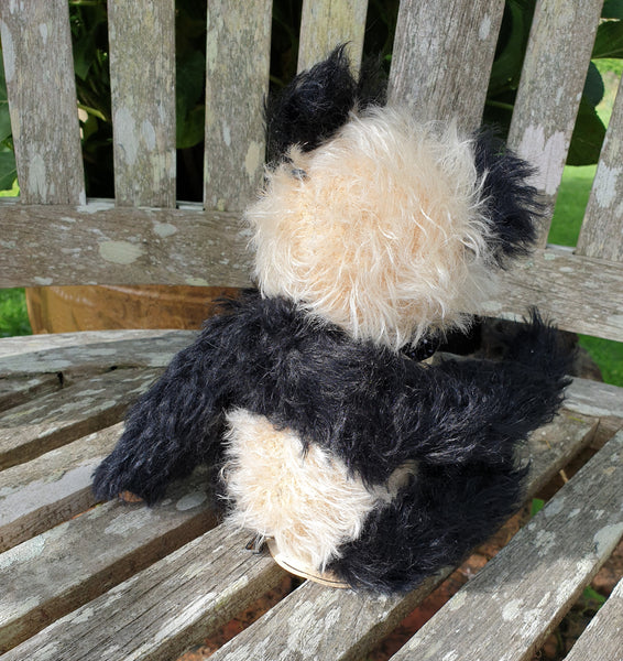 YeYe, 28cm, black and white mohair panda bear, spectacles