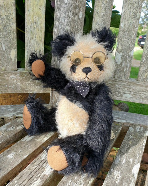 YeYe, 28cm, black and white mohair panda bear, spectacles