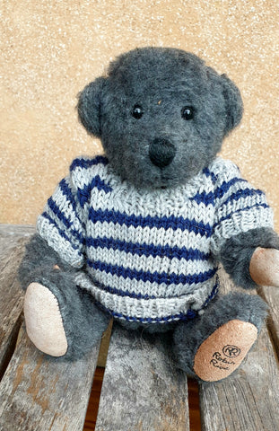 Mark, 18cm small OOAK blue/grey plush bear