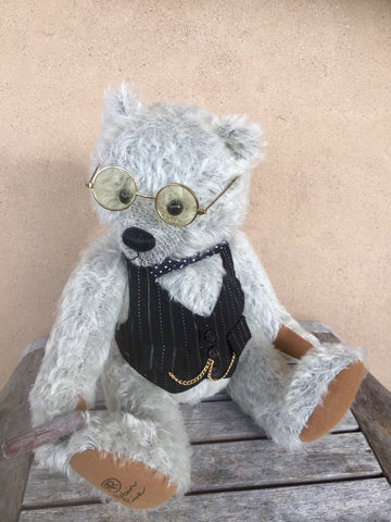 Sir Winston Churchill robin rive bear LE 200/200