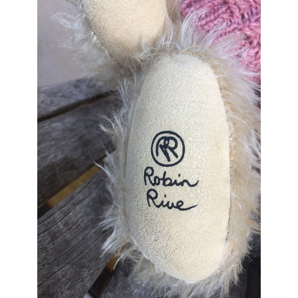 Susie and Snowflake - KiwiCurio-Robin Rive-Teddy Bears-Limited Edition