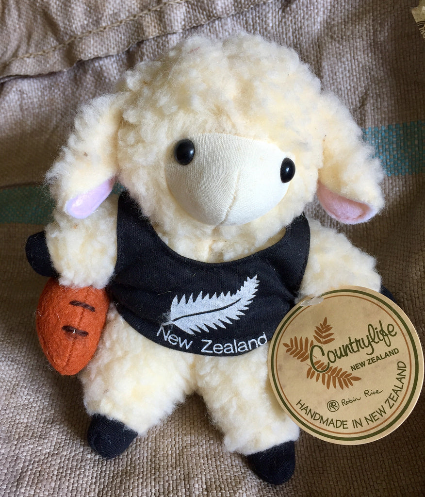 Robin Rive soft rugby lamb 16cm