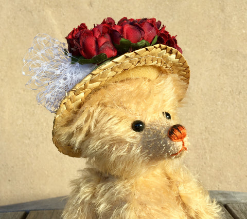 Lizzy - KiwiCurio-Robin Rive-Teddy Bears-Limited Edition