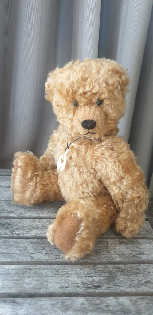 Maui, 36cm, Robin Rive Collectible mohair teddy bear with fishook