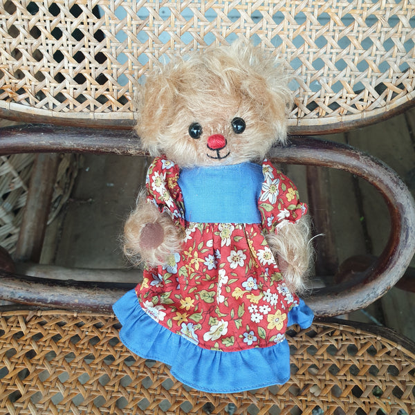 Cutie Pie, 18cm OOAK Robin Rive bear, wild hair, red nose