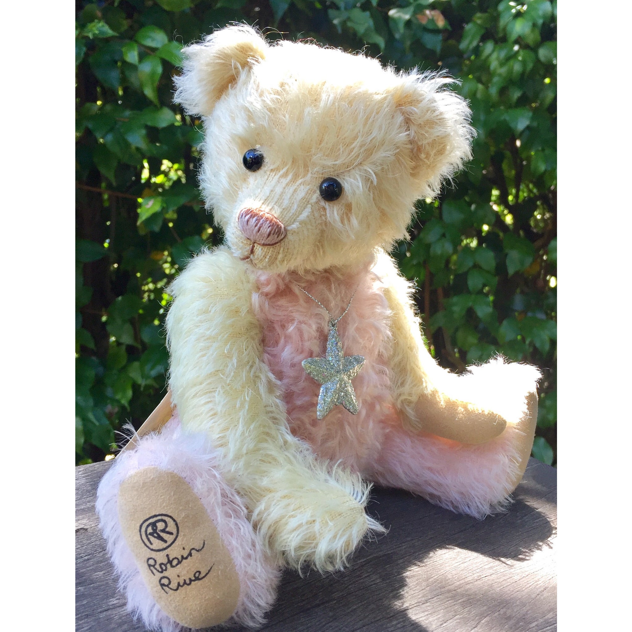 【アンティーク】NEWS bear Robin rive（ロビン　リブ）限定 Robin Rive Nu-Nu Limited Edition Bear – Myra's Collectibles