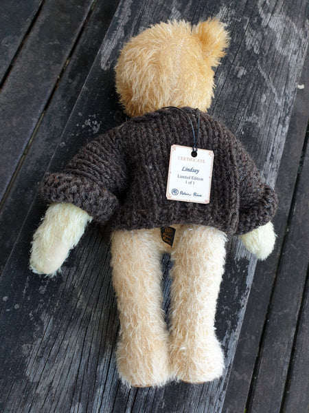 Lindsay Robin Rive bear, 38cm OOAK mixed pale mohair collectible teddy