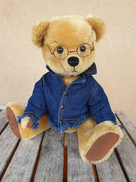 Flynn, Robin Rive bear, 30cm OOAK collectible wearing  denim 'vintaged' fringed jacket.
