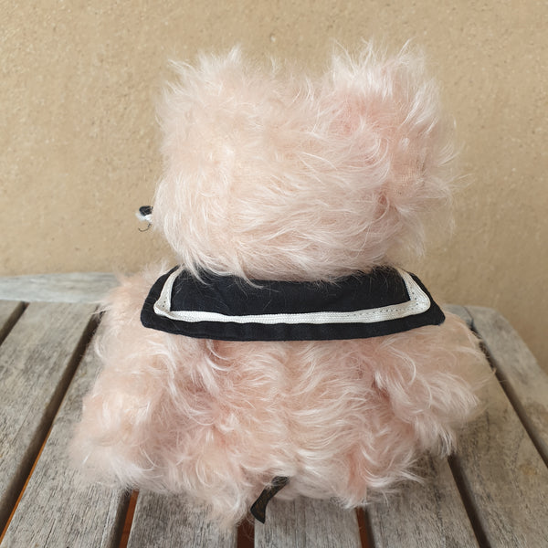 Umeboshi, OOAK 23cm Robin Rive long pastel pink bear, sailor collar