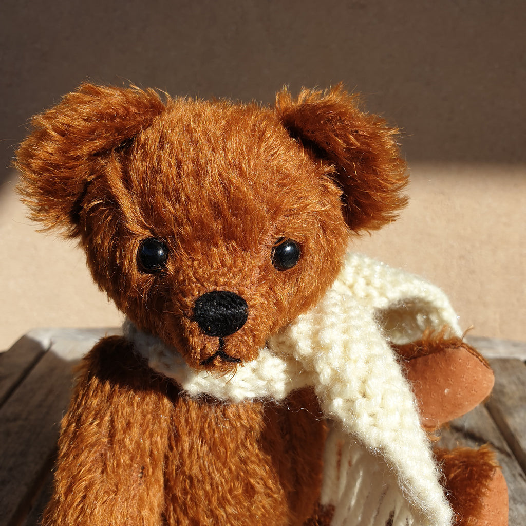 Sven 25cm OOAK Robin Rive bear, cream woolly scarf