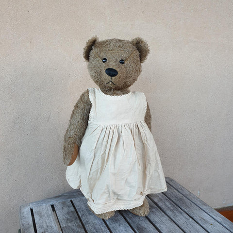 Maggie, Robin Rive bear, 40cm, OOAK handsome latte mohair teddy, calico dress