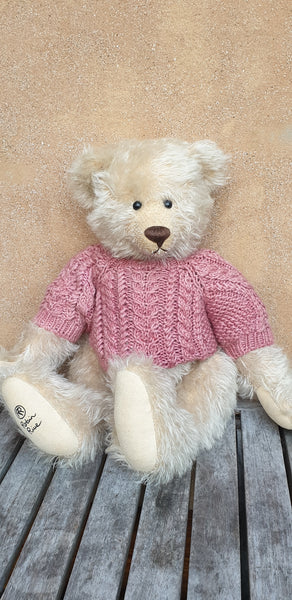 Tara, Robin Rive Limited edition mohair bear, pink jumper