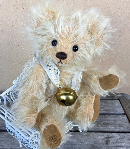 Squirrel - KiwiCurio-Robin Rive-Teddy Bears-Limited Edition