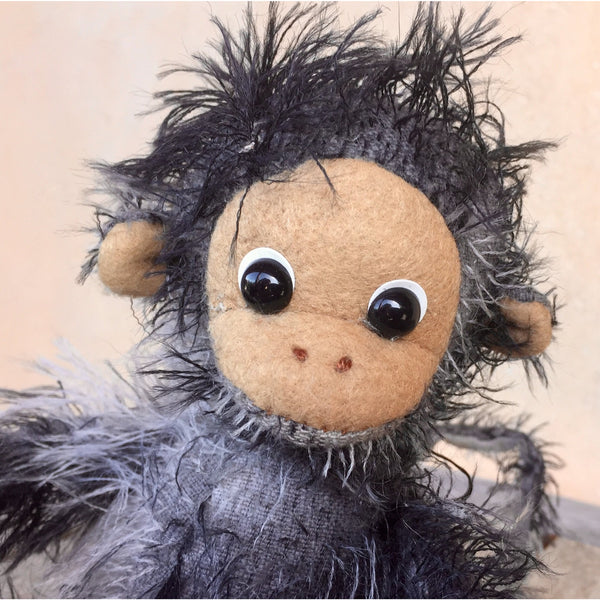 Funny Monkey - KiwiCurio-Robin Rive-Teddy Bears-Limited Edition