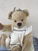 Minka, 36cm taupe robin rive bear